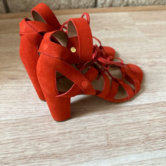 New Banana Republic Suede Strappy Lace up Sandals 8.5  Blovk Heels - Picture 8 of 10